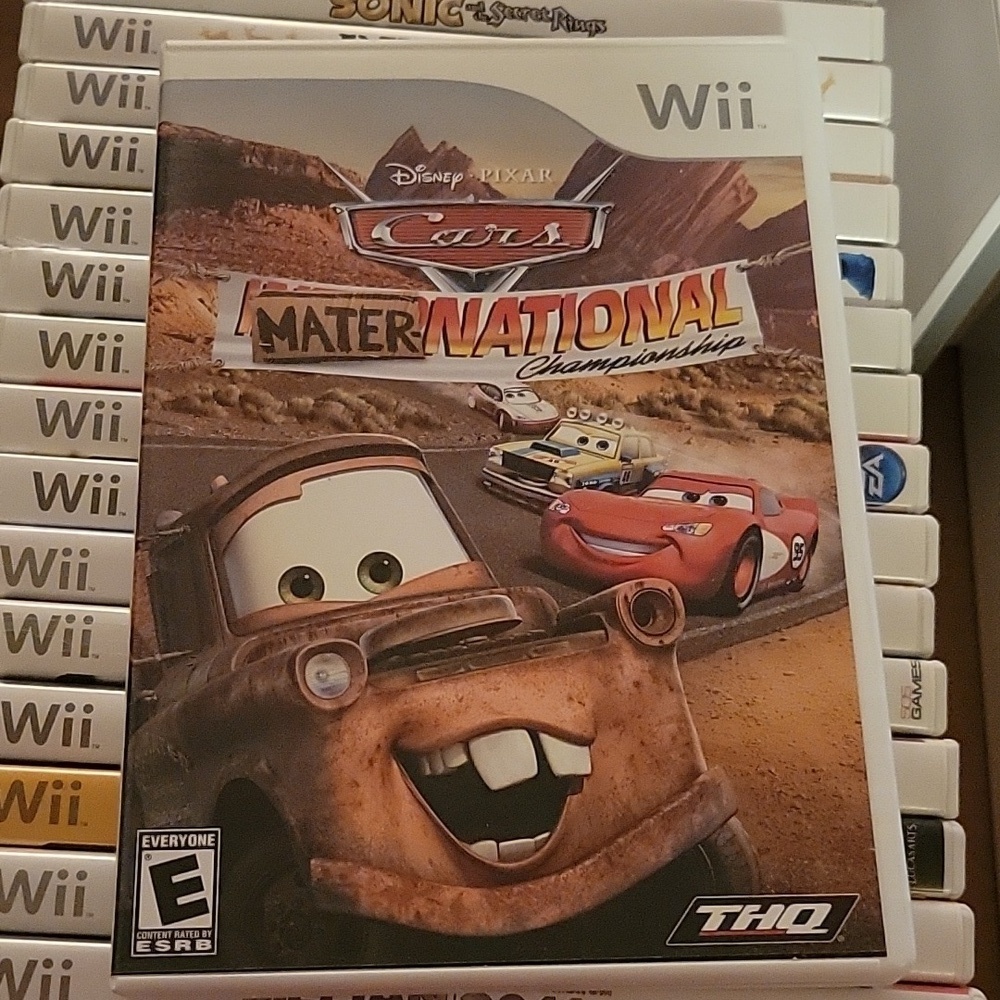 Cars - MaterNational - Wii Game No Visable Stratches Original Case & Papers